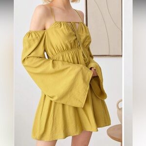 Mustard Seed Mustard Cold-Shoulder Dress